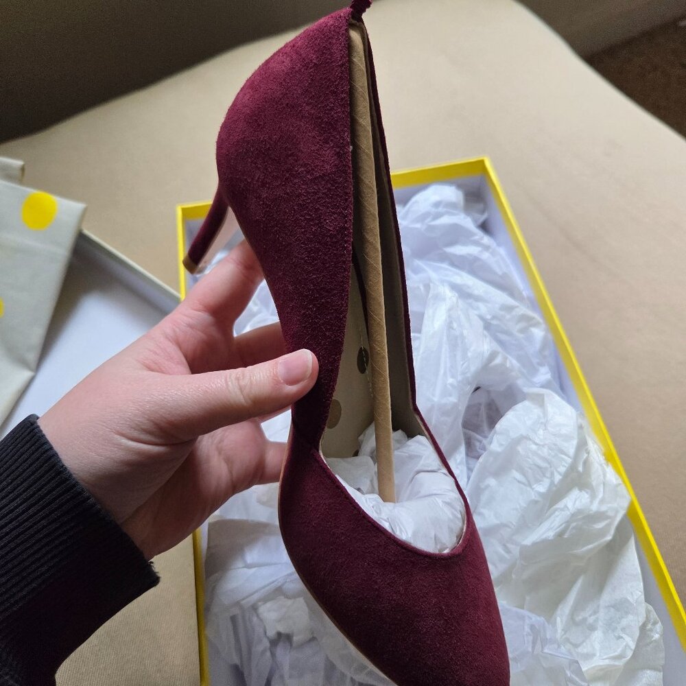 BODEN New In Box Burgundy Red Suede Heels - Picture 1 of 4